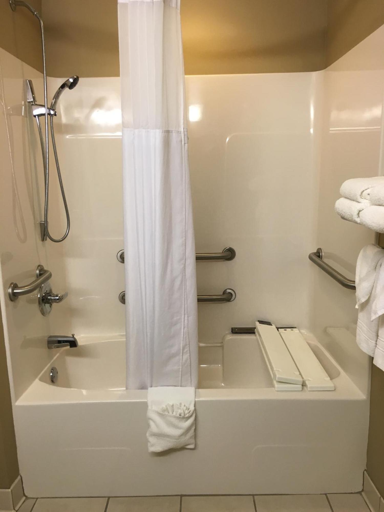 Microtel By Wyndham Perry National Fairground Area I-75 Kamer foto