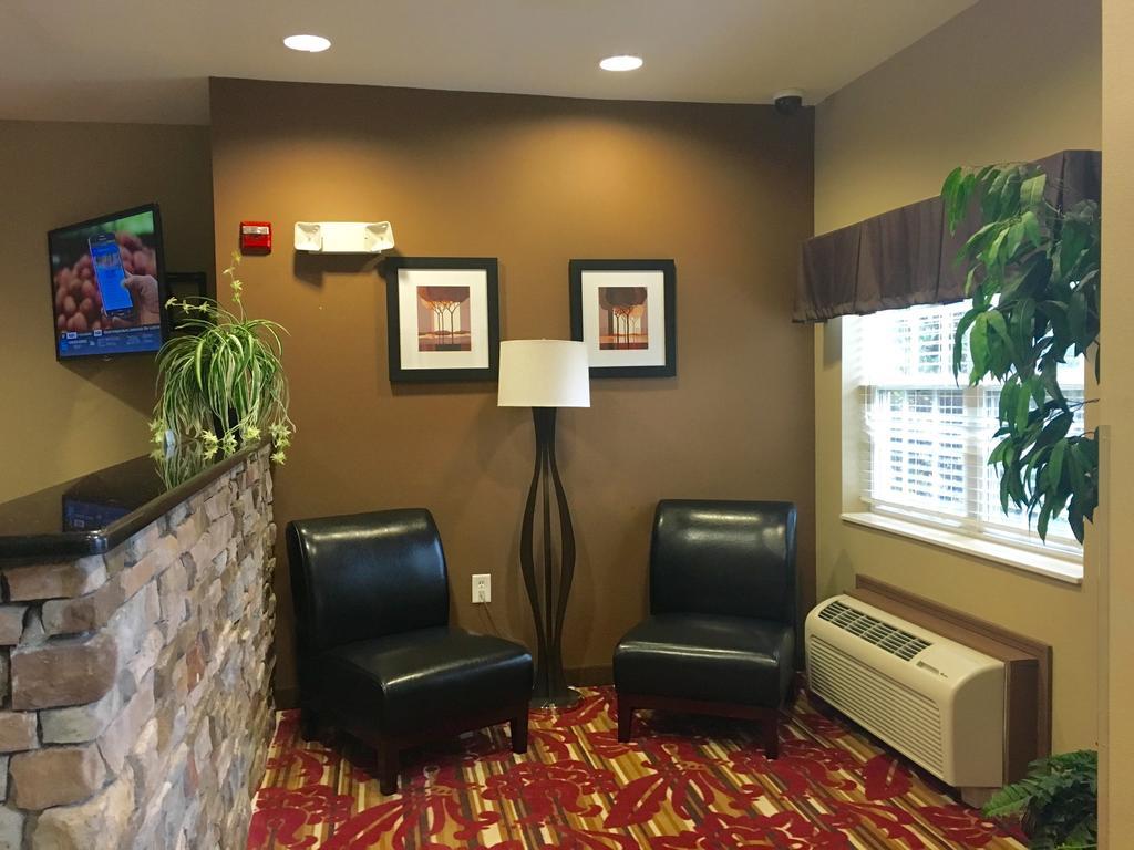 Microtel By Wyndham Perry National Fairground Area I-75 Buitenkant foto